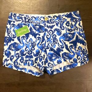 Lilly Pulitzer size 10 Navy shorts. Never worn